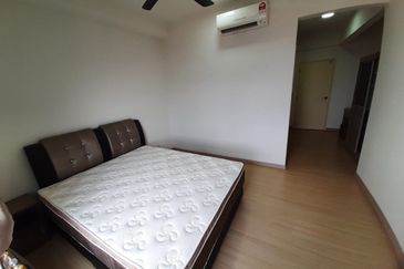 Gravit8 @ Klang South