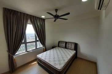 Gravit8 @ Klang South