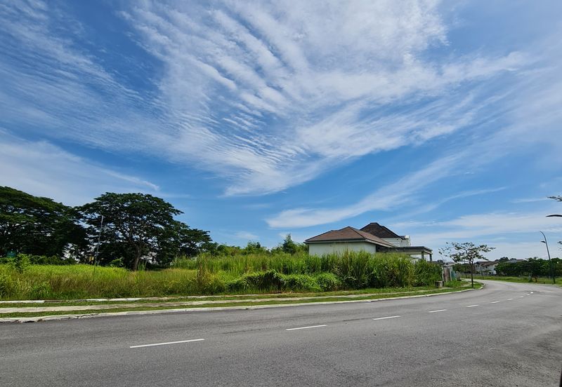 Dedaun, Bandar Cassia