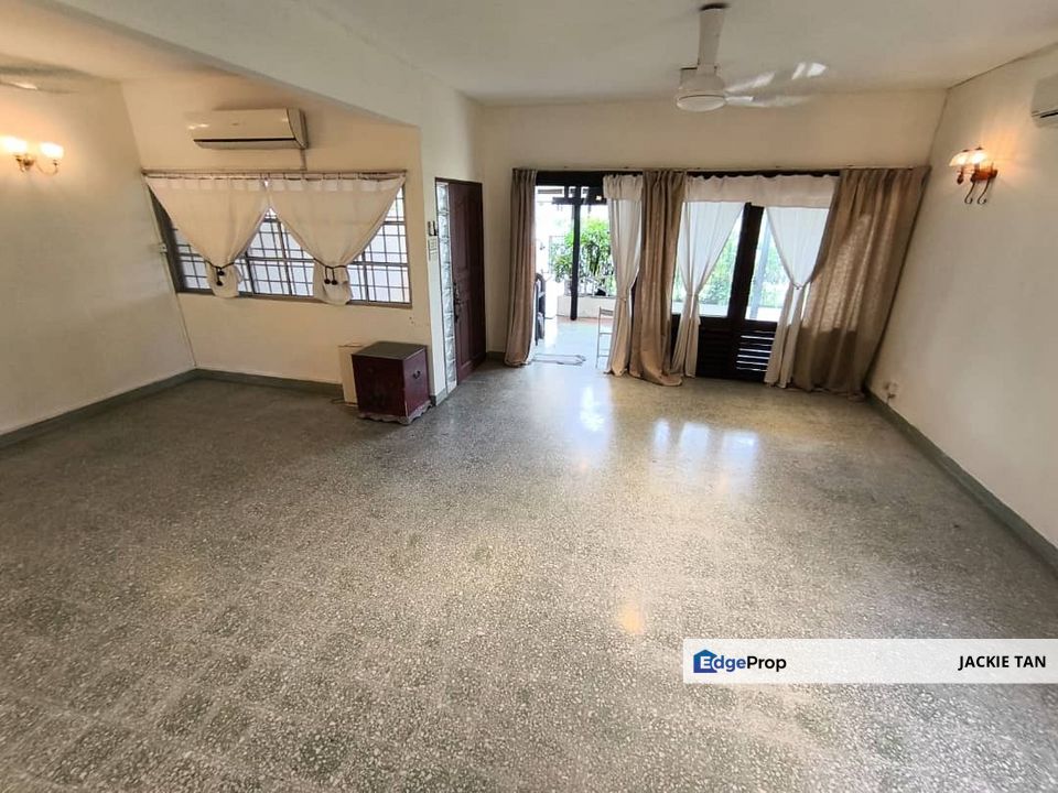 Prime Bangsar 2-sty  Corner Lot  with EXTRA 35 ft Land - High Visibility & Commercial Potential! , Kuala Lumpur, Bangsar