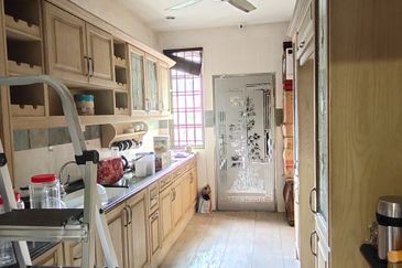 Bukit Jelutong 2 Storey Corner