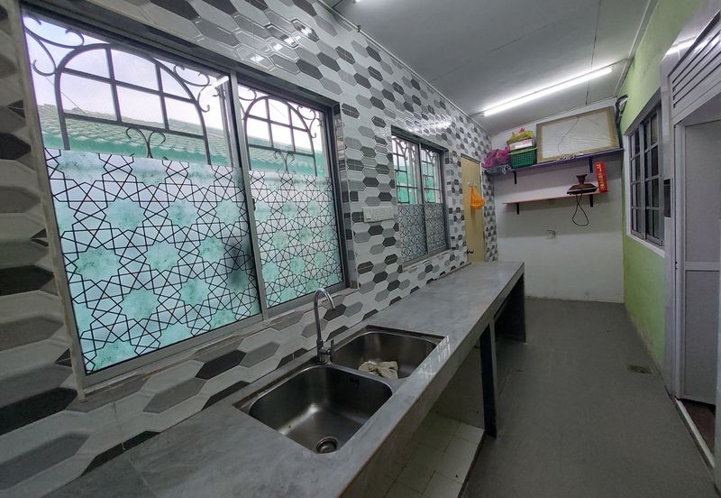 Taman Kinrara Seksyen 1