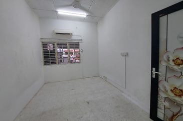 Taman Kinrara Seksyen 1