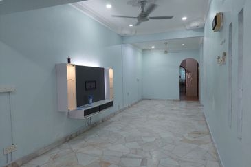 Taman Kinrara Seksyen 1