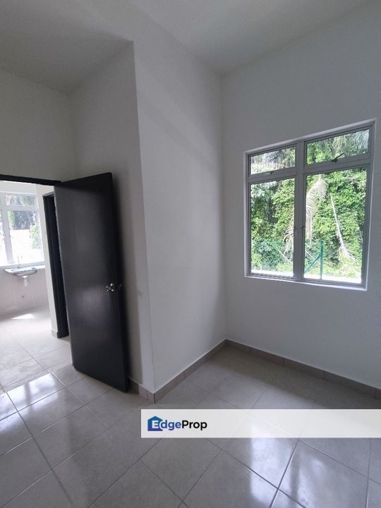 Teres 1 Tingkat / Single Storey Terrace @ Taman Langat Utama, Selangor, Banting