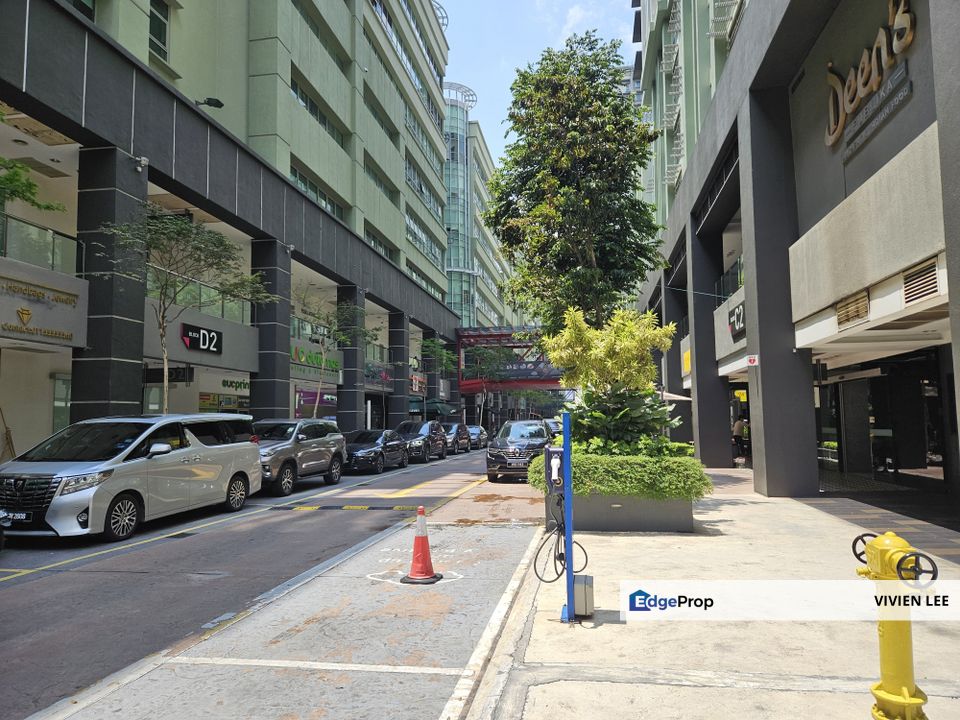 Solaris Dutamas, Publika, Kuala Lumpur, Dutamas