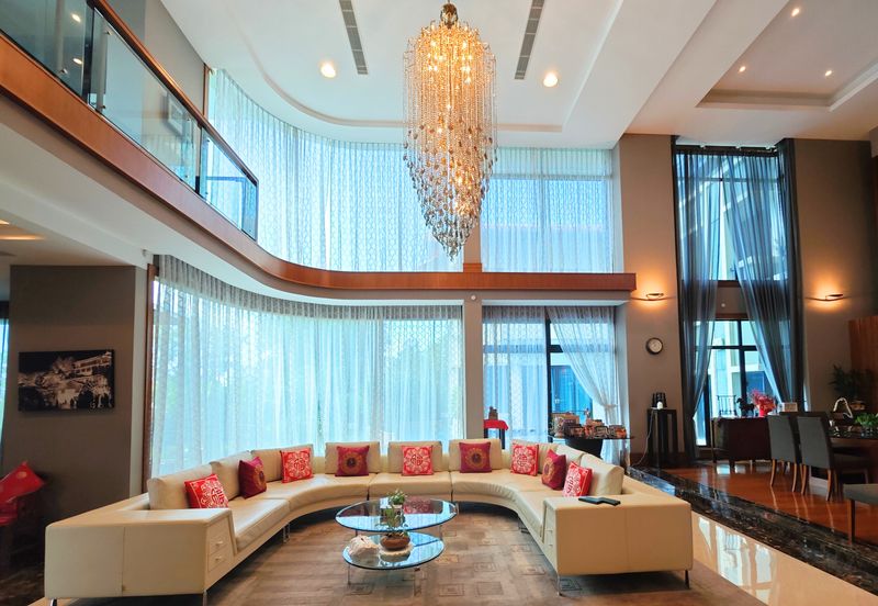 KGSAAS Golf Club, Seksyen 13