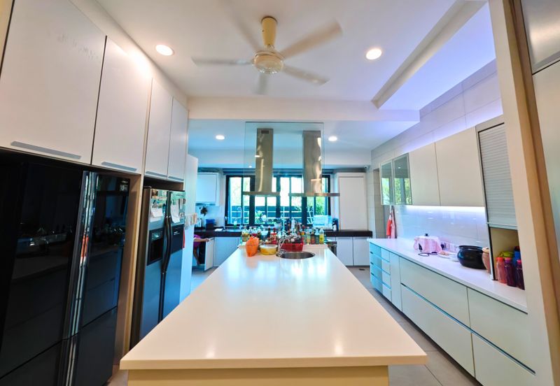 KGSAAS Golf Club, Seksyen 13