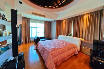 KGSAAS Golf Club, Seksyen 13