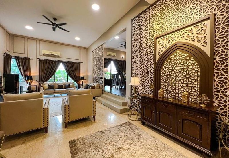 Beautiful Semi Detached For Sale At  Bukit Jelutong Height Bukit Jelutong  