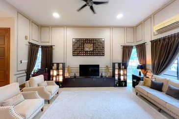 Beautiful Semi Detached For Sale At  Bukit Jelutong Height Bukit Jelutong  