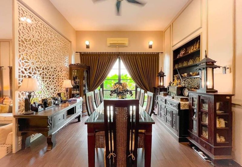 Beautiful Semi Detached For Sale At  Bukit Jelutong Height Bukit Jelutong  