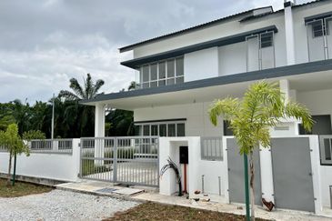 Kuala Selangor New SemiD Double Storey For Sales 