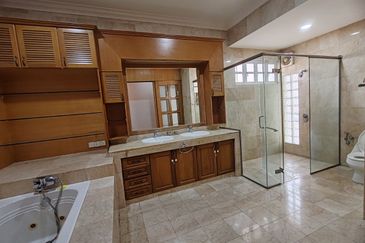 Damansara Heights (Bukit Damansara)