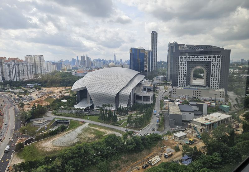 The MET Corporate Towers