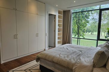 East Residence @ KLGCC