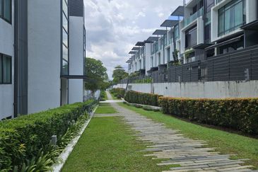 East Residence @ KLGCC