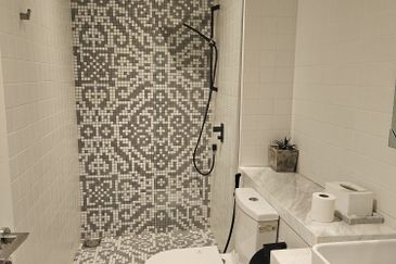 East Residence @ KLGCC