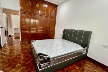Subang Jaya Double Storey House For Rent 