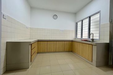 Subang Jaya Double Storey House For Rent 