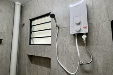 Subang Jaya Double Storey House For Rent 