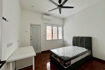 Subang Jaya Double Storey House For Rent 