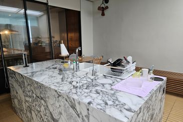 East Residence @ KLGCC