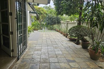 Tropicana Golf & Country Resort