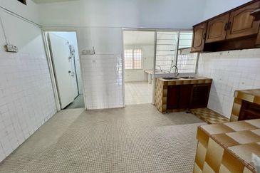 Subang Jaya SS18 Double Storey For Sales 