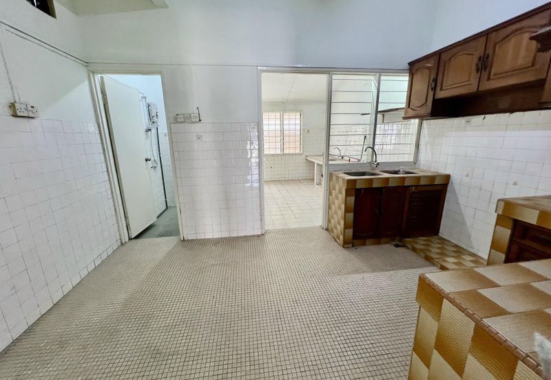 Subang Jaya SS18 Double Storey For Sales 