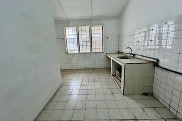 Subang Jaya SS18 Double Storey For Sales 