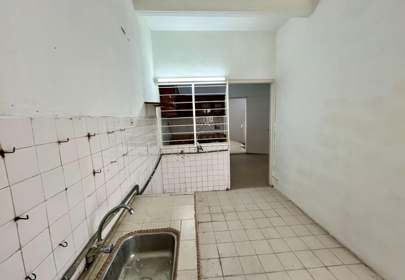 Subang Jaya SS18 Double Storey For Sales 