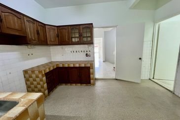 Subang Jaya SS18 Double Storey For Sales 