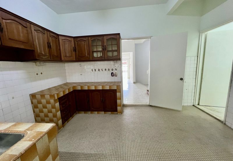 Subang Jaya SS18 Double Storey For Sales 