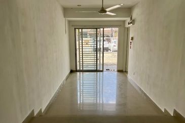 Subang Jaya SS18 Double Storey For Sales 
