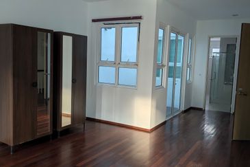 Lintang Lembah Permai 1