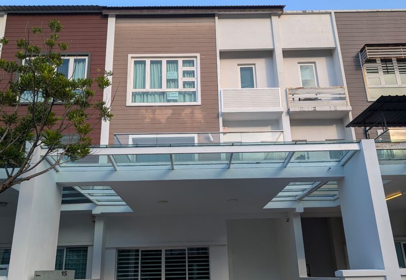 Lintang Lembah Permai 1