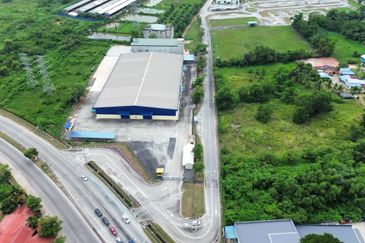 Jalan Lencongan Barat