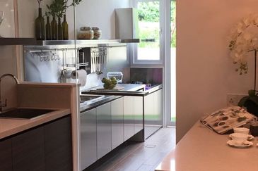 Lintang Pantai Jerjak 6