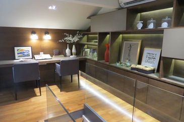 Lintang Pantai Jerjak 6