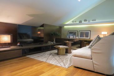 Lintang Pantai Jerjak 6