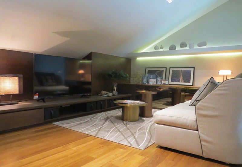 Lintang Pantai Jerjak 6