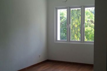 Lintang Pantai Jerjak 6