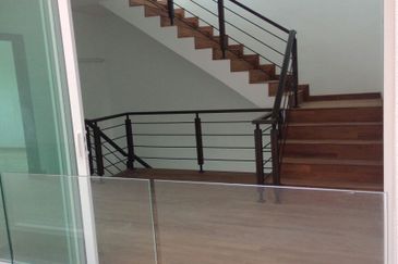 Lintang Pantai Jerjak 6