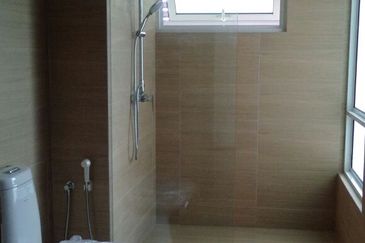 Lintang Pantai Jerjak 6