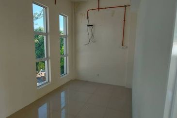 Jalan Sultan Azlan Shah