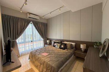 Greenview Pavilion Residence