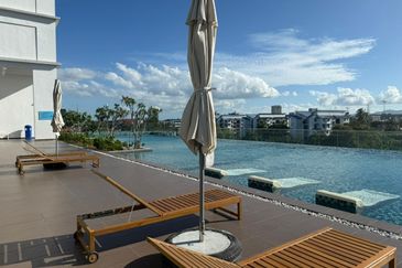 Greenview Pavilion Residence