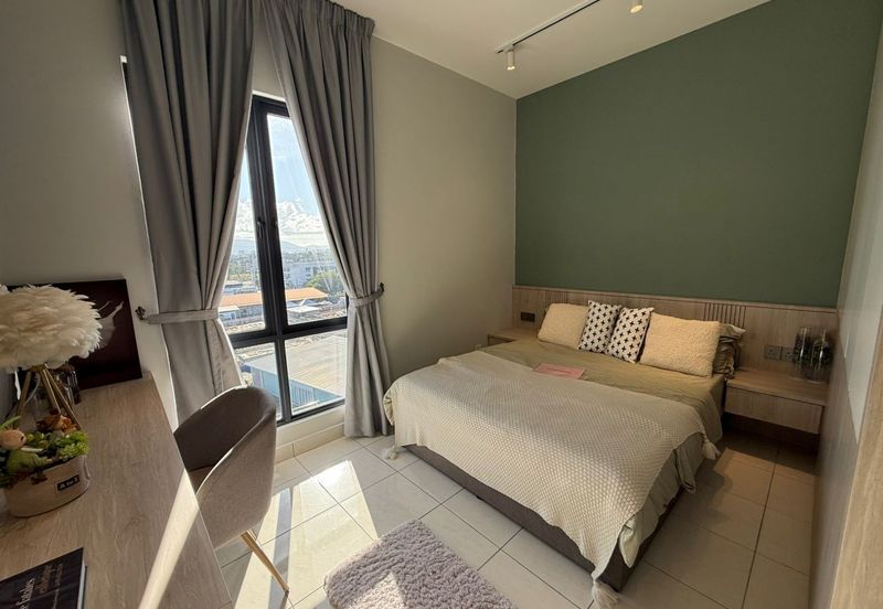 Greenview Pavilion Residence