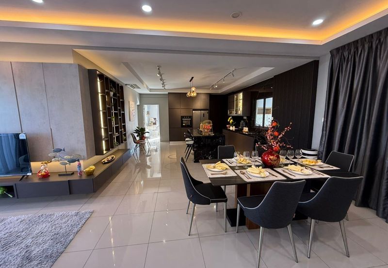 Greenview Pavilion Residence